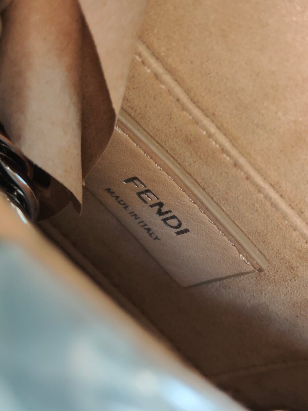 Fendi Kan I light blue shoulder purse - Picture 4 of 14